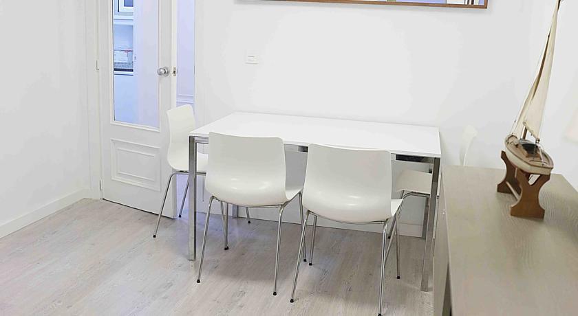 Austria 4 Apartment Valencia Phòng bức ảnh